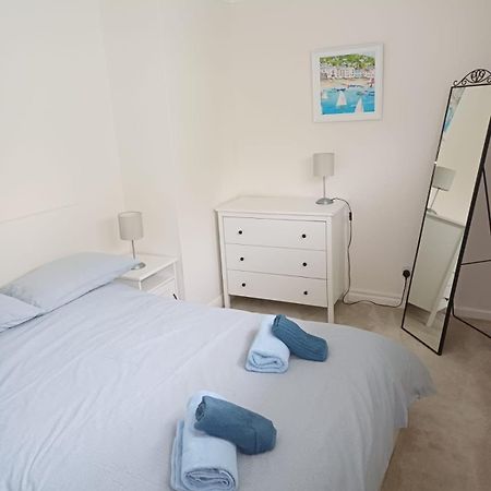 קינגסברידג' Riverside Apartment With Views And Parking מראה חיצוני תמונה