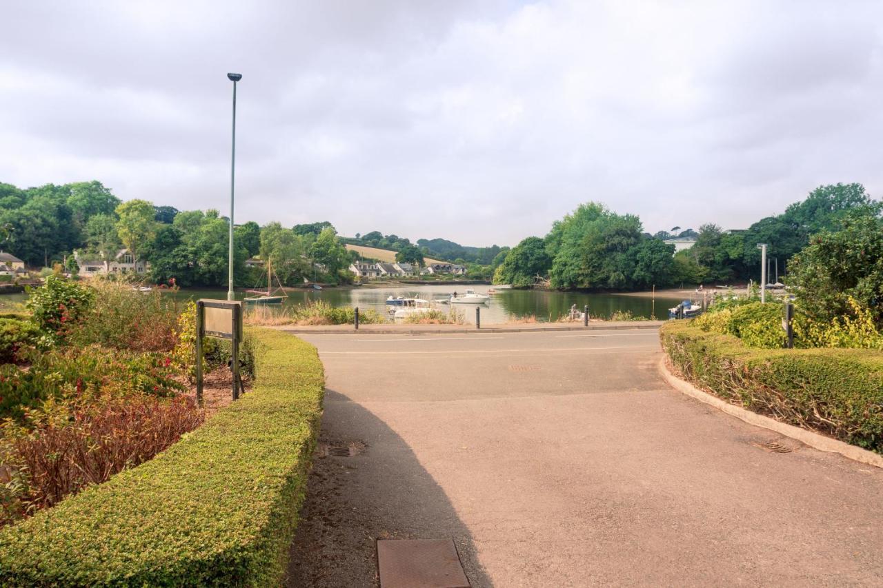 קינגסברידג' Riverside Apartment With Views And Parking מראה חיצוני תמונה